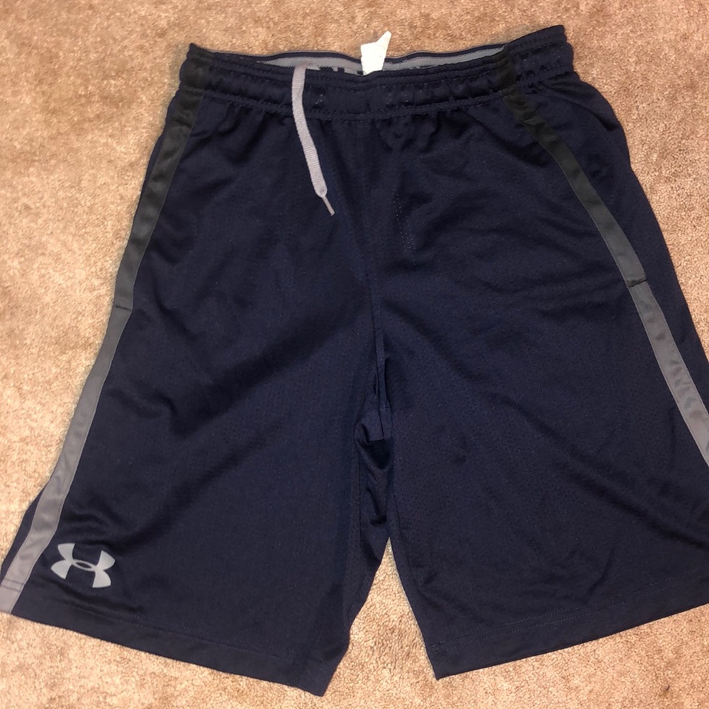Under armor athletic shorts with pockets navy blue